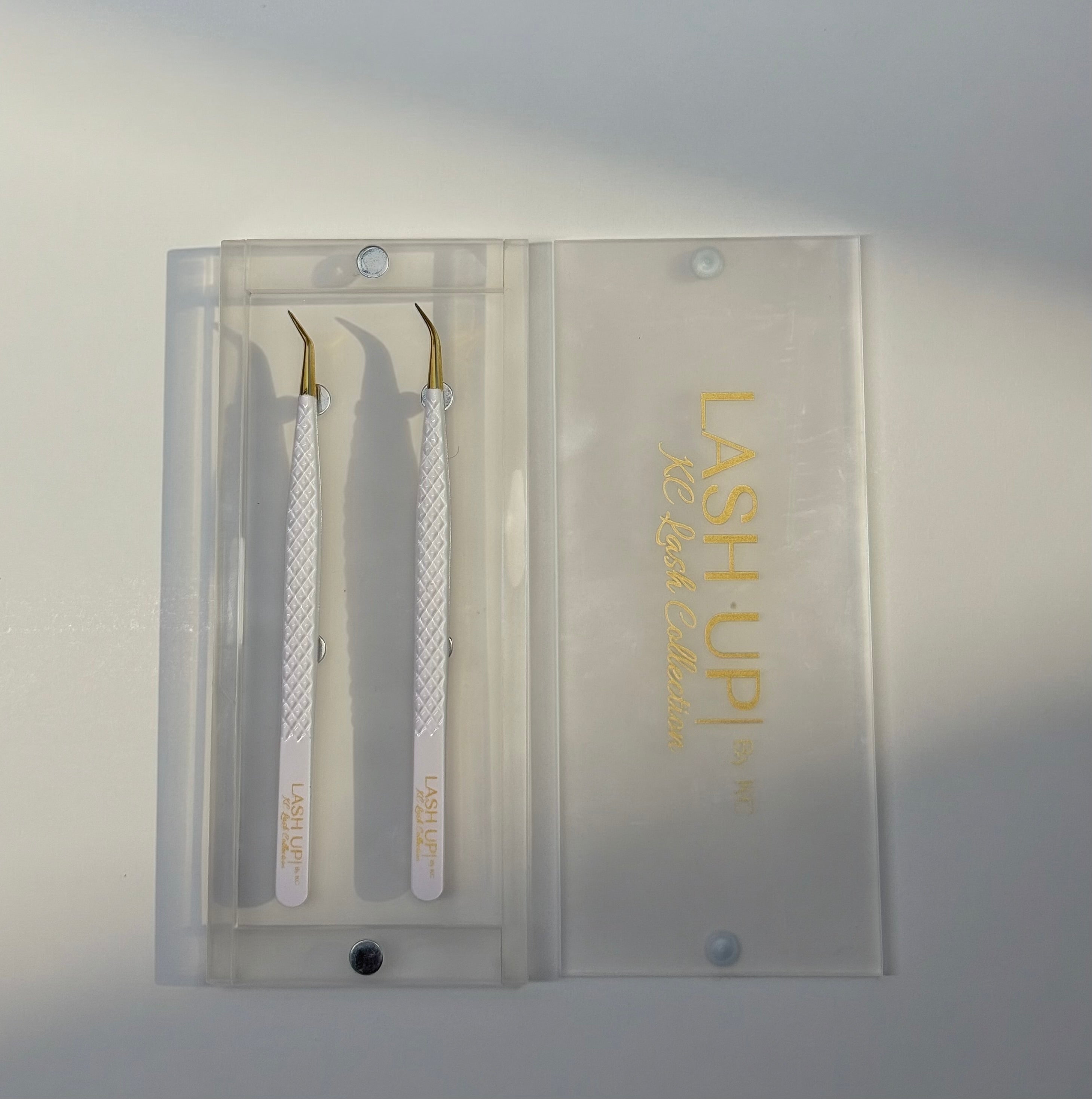 THE ARC & MUSE — Precision edit isolation tweezers